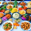Mâncăruri diverse din festivaluri gastronomice internaționale.